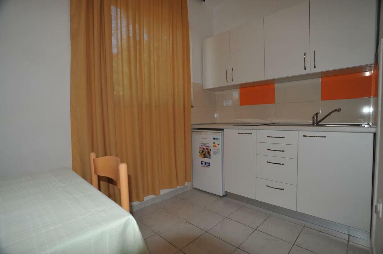 Apartmani Jadranka Viganj Exterior foto